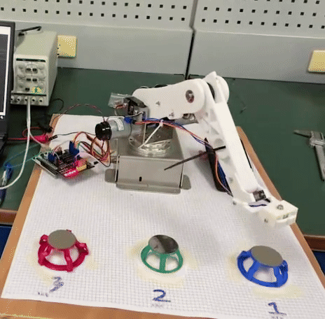 Robotic arm move overlay